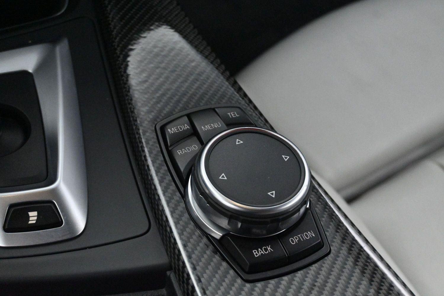 Used 2015 Black Sapphire Metallic BMW M4 image 27