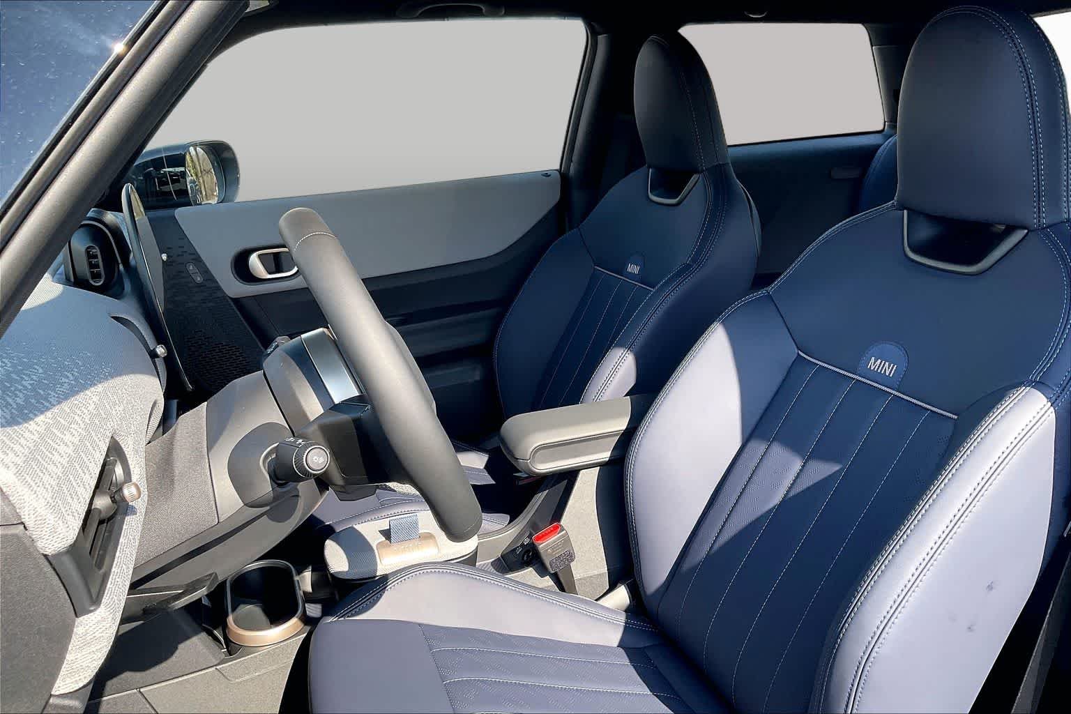 2026 MINI Hardtop 2 Door S - Photo 7