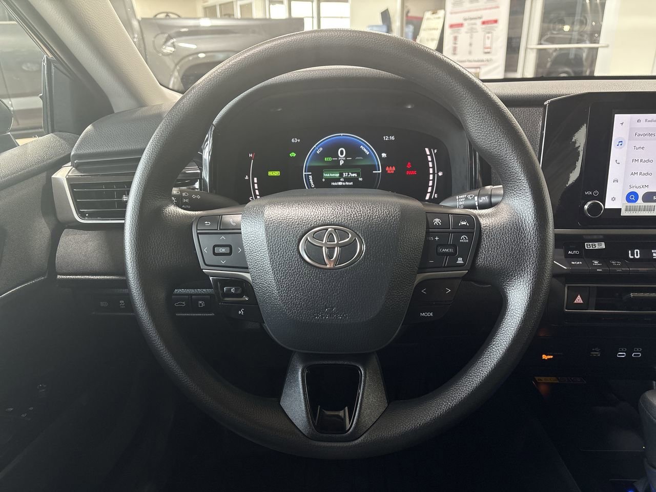 2026 Toyota Camry LE - Photo 14