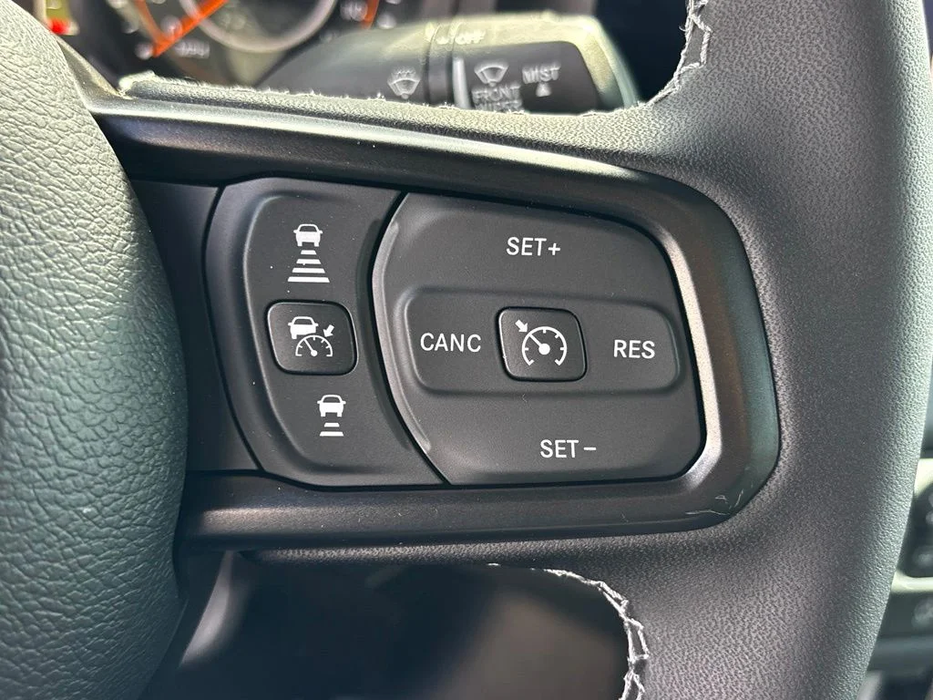 New 2026 Gray Jeep Mojave X image 19