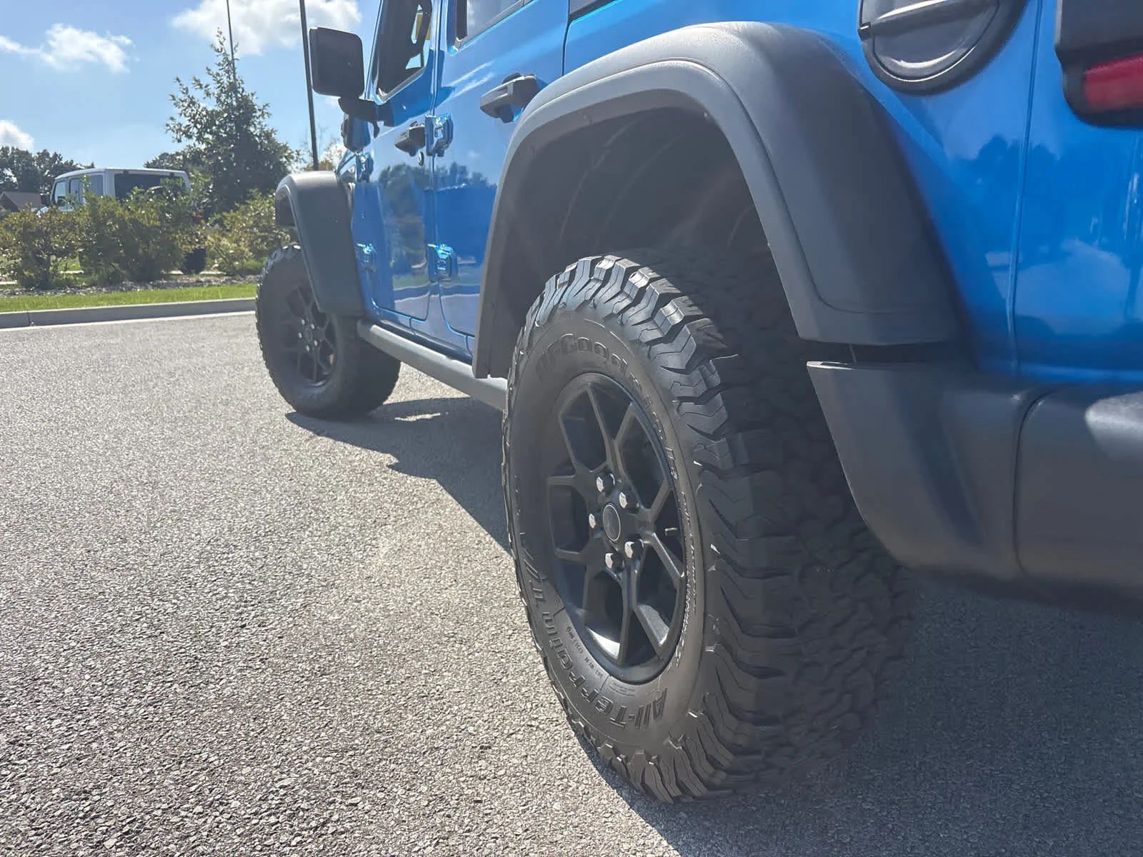 Used 2024 Hydro Blue Pearlcoat Jeep Willys image 7