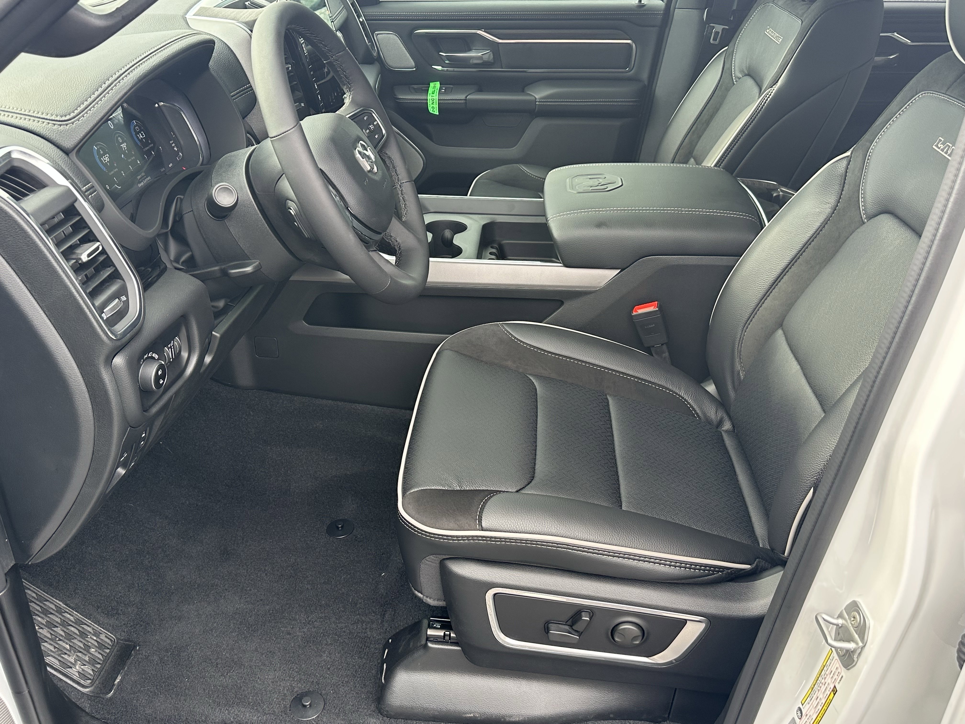 New 2026 Bright White Clear-Coat Exterior Paint RAM Laramie image 10