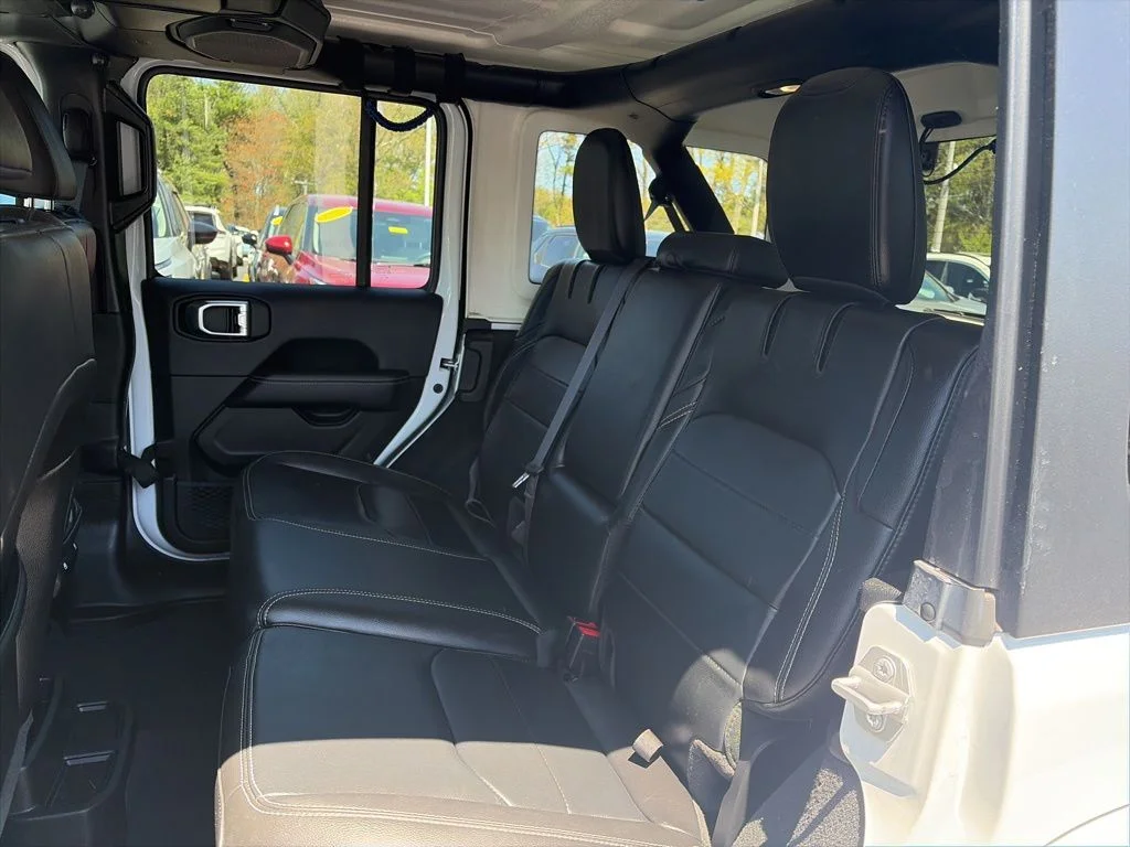 Used 2023 White Jeep Sahara 4xe image 17