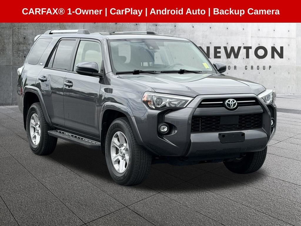 2022 Toyota 4Runner SR5 RWD V6's photo