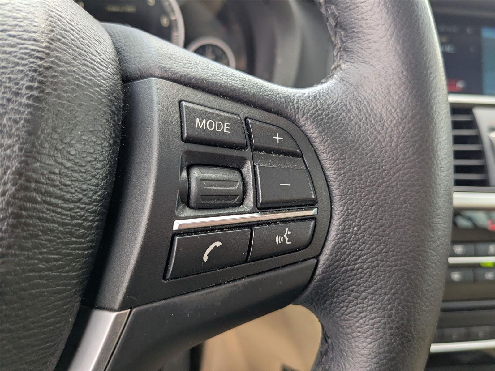 Used 2016 Space Gray Metallic BMW xDrive28i image 19