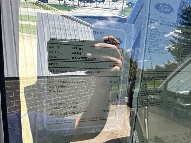 New 2027 Gray Ford F250 4X4 CREW/C image 2