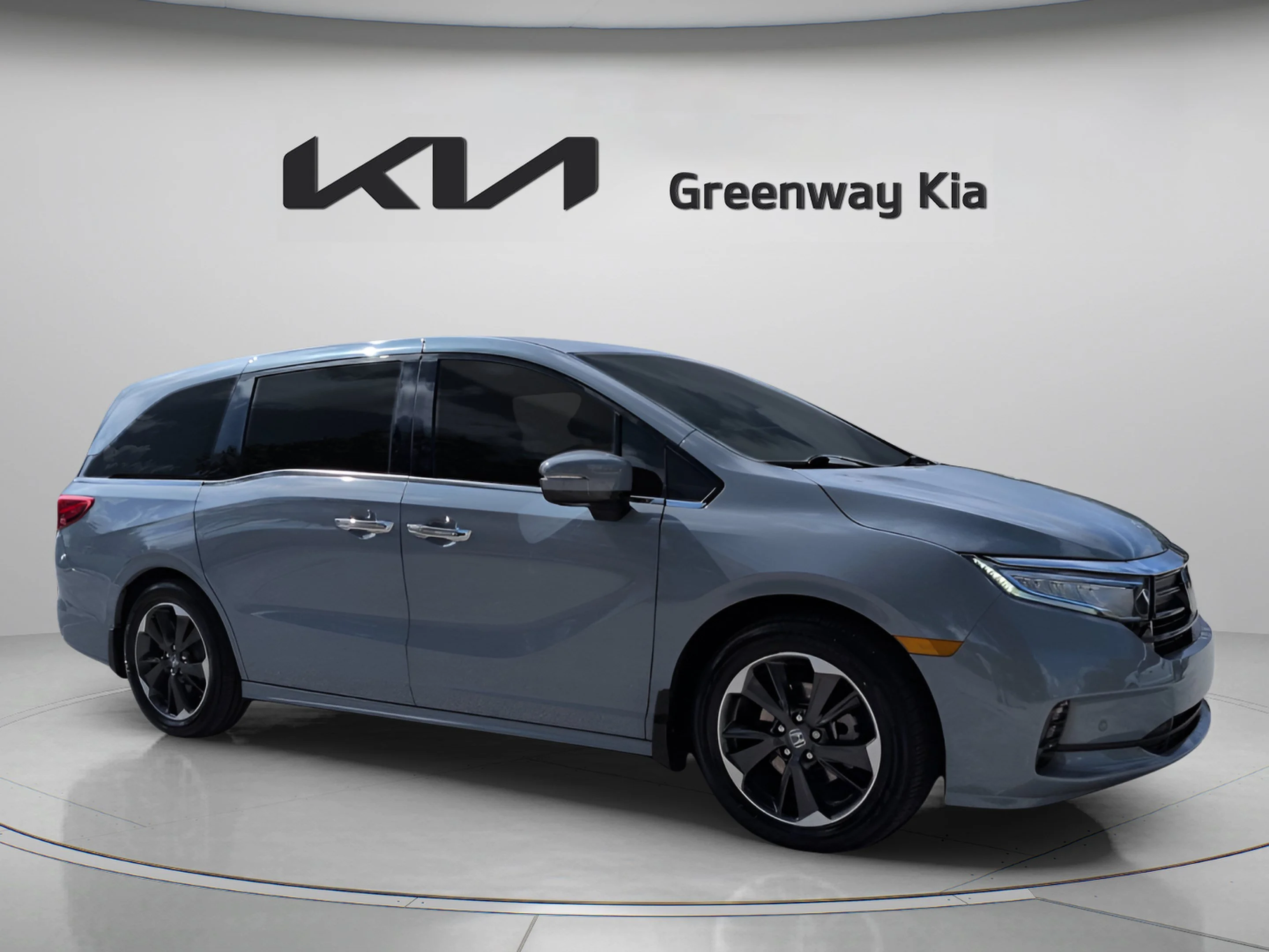 Used 2024 Lunar Silver Metallic Honda Elite image 3