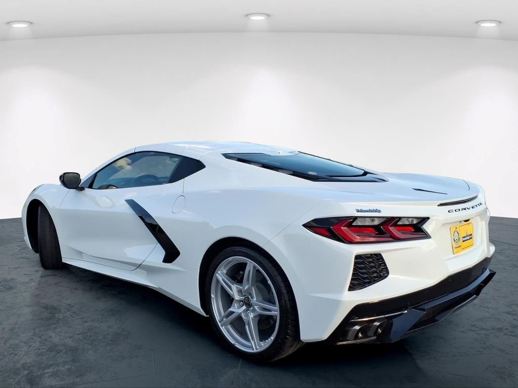 Used 2020 White Chevrolet Stingray image 13