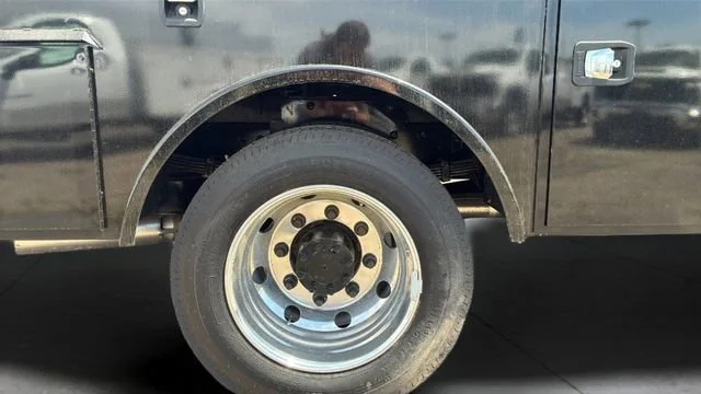 New 2024 Summit White Chevrolet Work Truck image 18