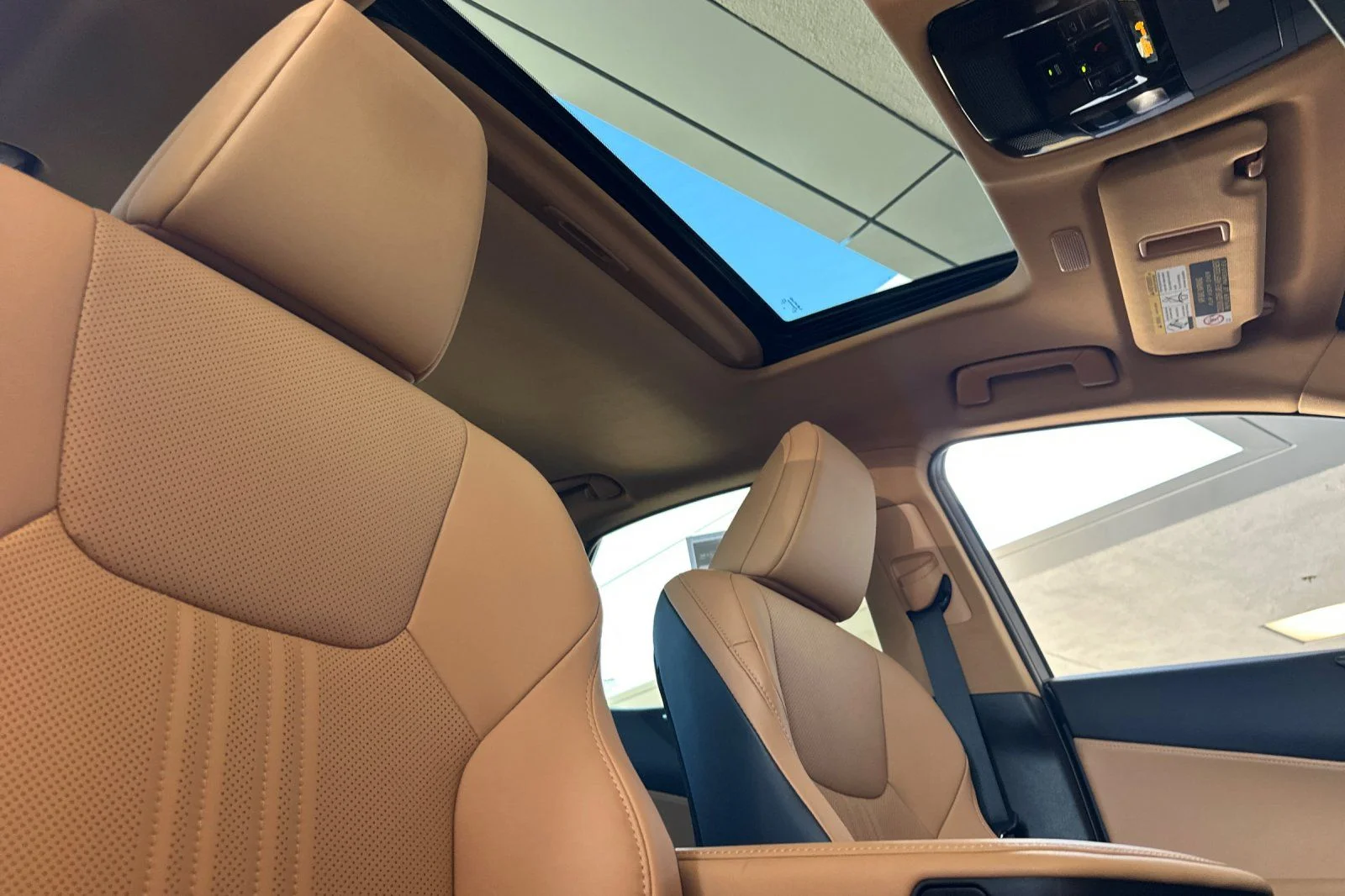 Used 2025 Green Pearl Lexus 250 Premium image 14