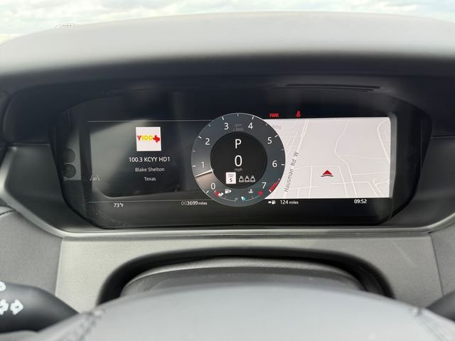 Certified Used 2026 White Land Rover Dynamic SE image 14