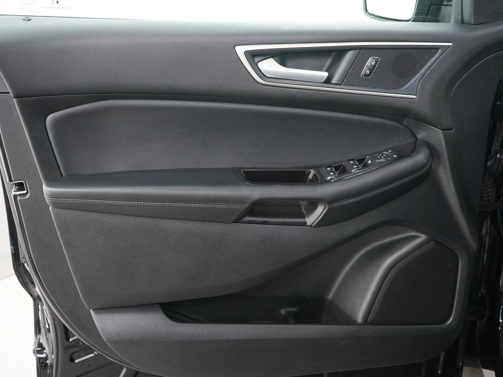 Used 2020 Black Ford SEL image 21