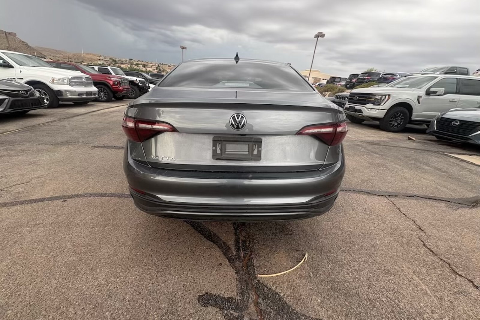 Used 2022 Gray Volkswagen S image 5