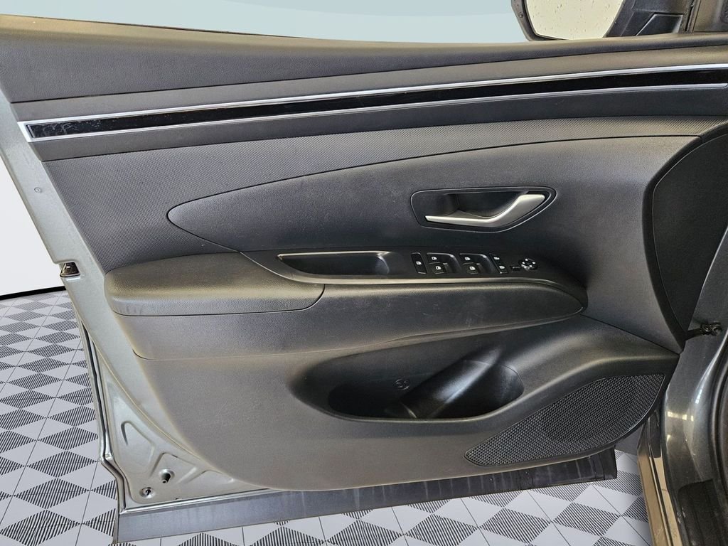 View 10