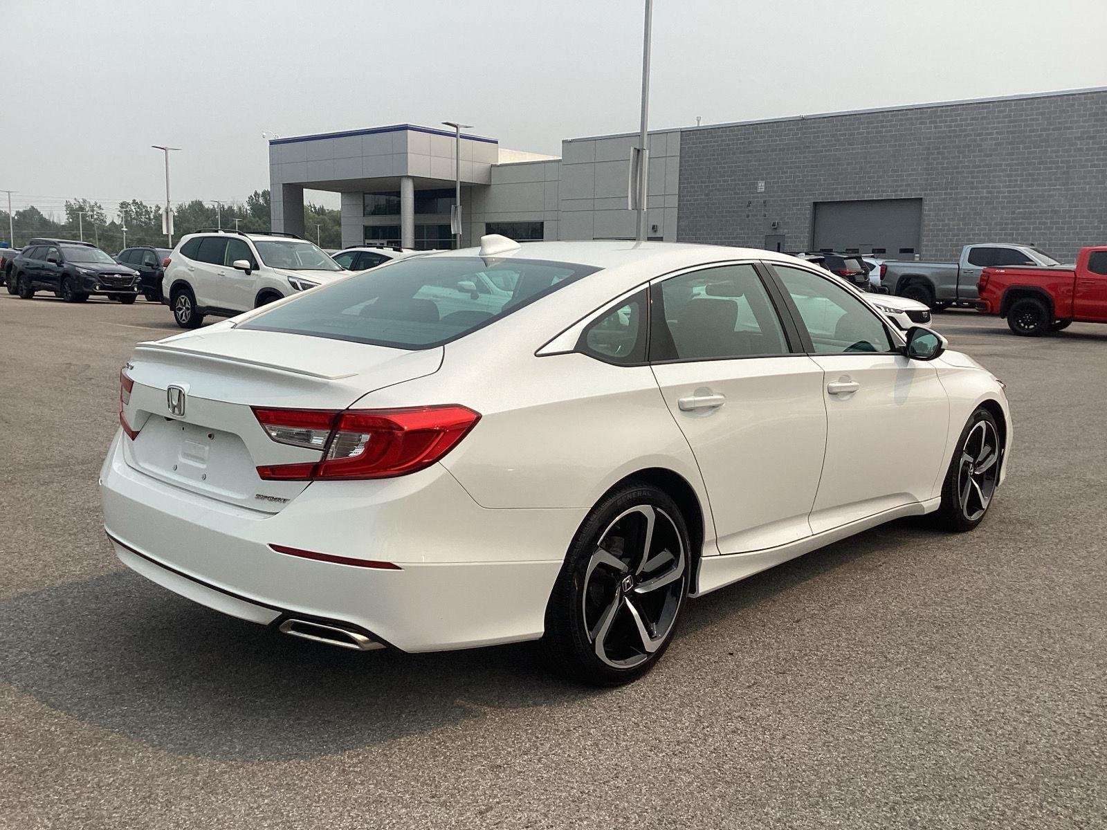 Used 2020 Platinum White Pearl Honda Sport image 7