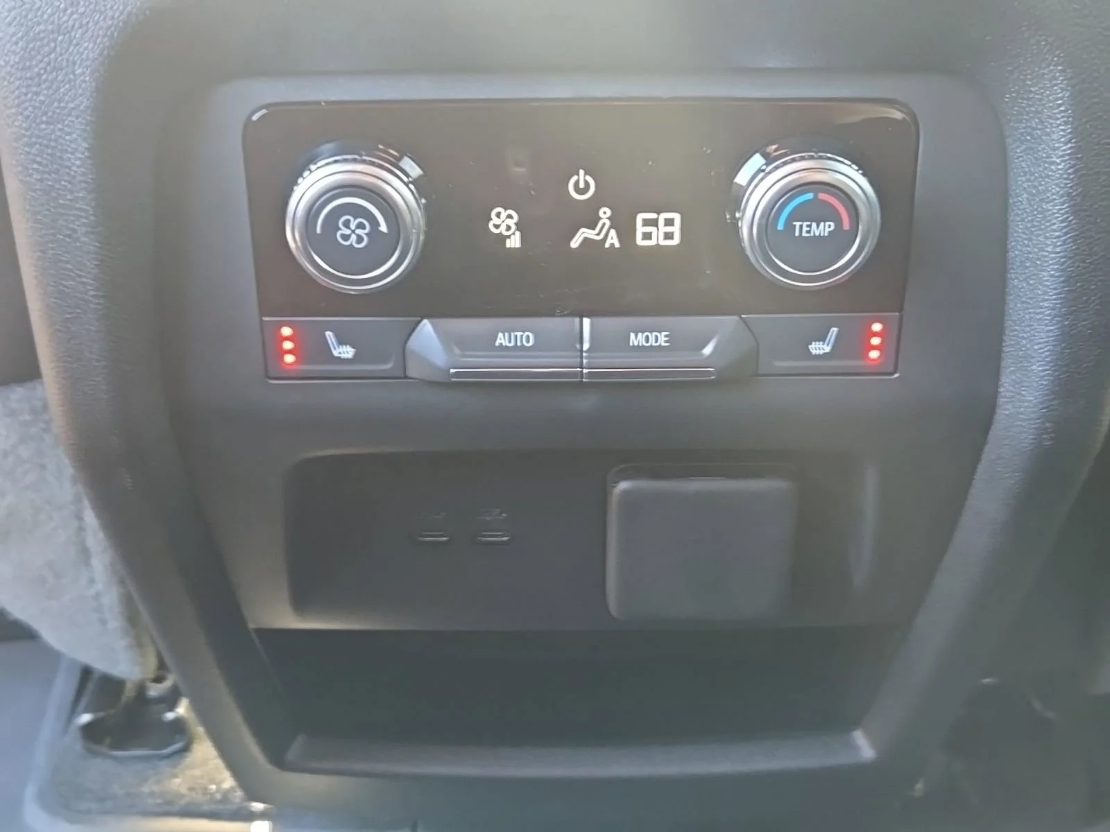 2026 GMC Acadia Denali - Photo 26
