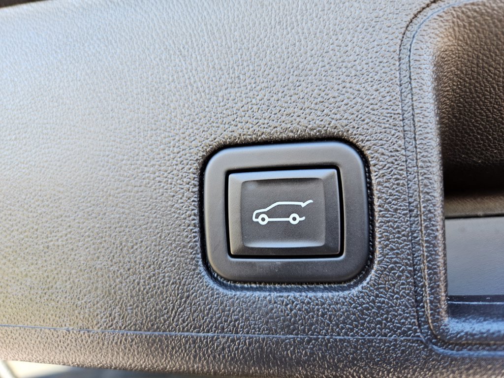 2024 GMC Terrain SLT - Photo 19
