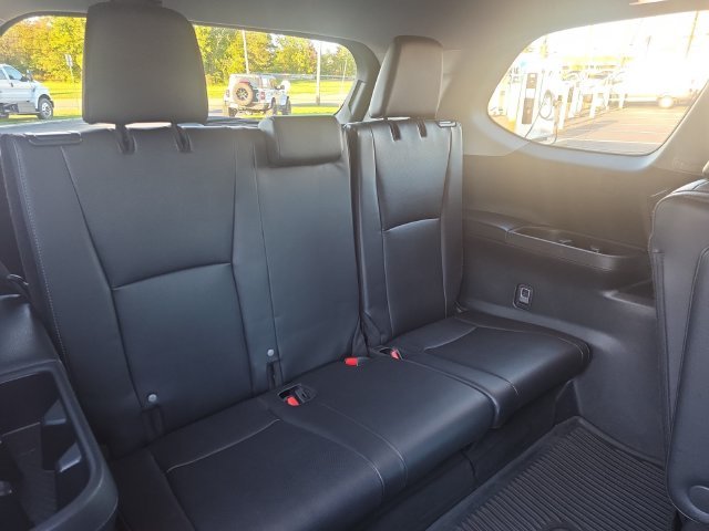 Certified Used 2024 Pearl Toyota Limited image 21