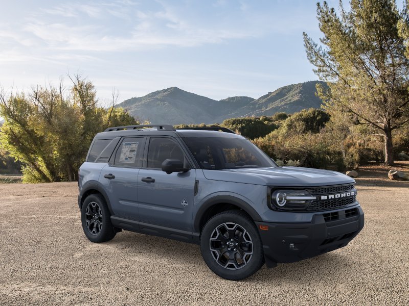 New 2026 Azure Gray Metallic Tri-Coat Ford Outer Banks® image 7