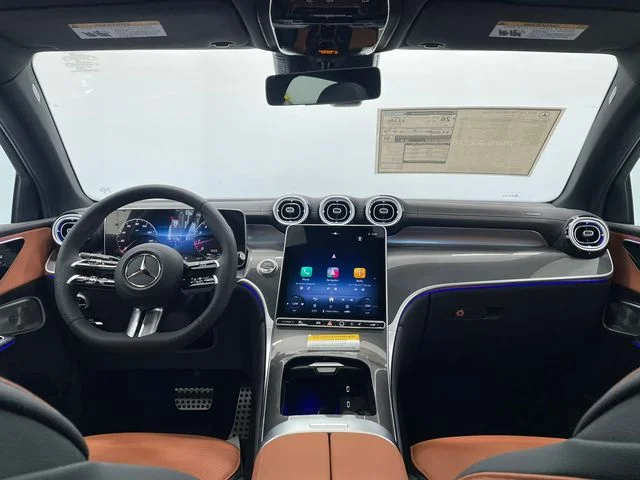 New 2027 White Mercedes-Benz GLC 300 image 6