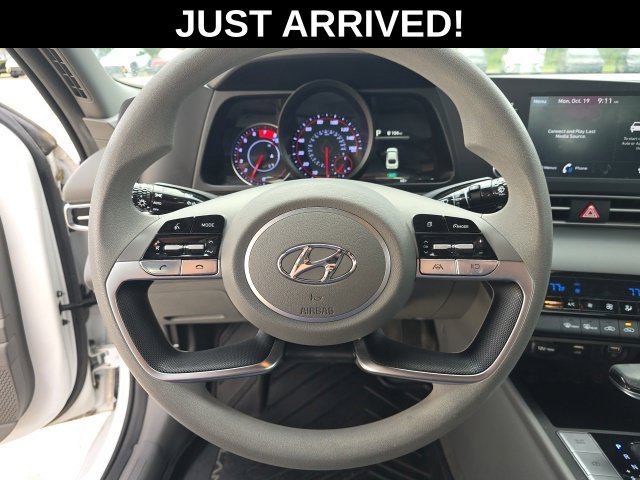 Certified Used 2022 Gray Hyundai SEL image 9