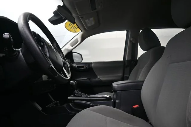 Used 2019 Silver Toyota SR image 16