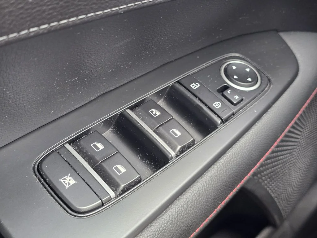 Used 2024 Snow White Pearl Kia GT image 22