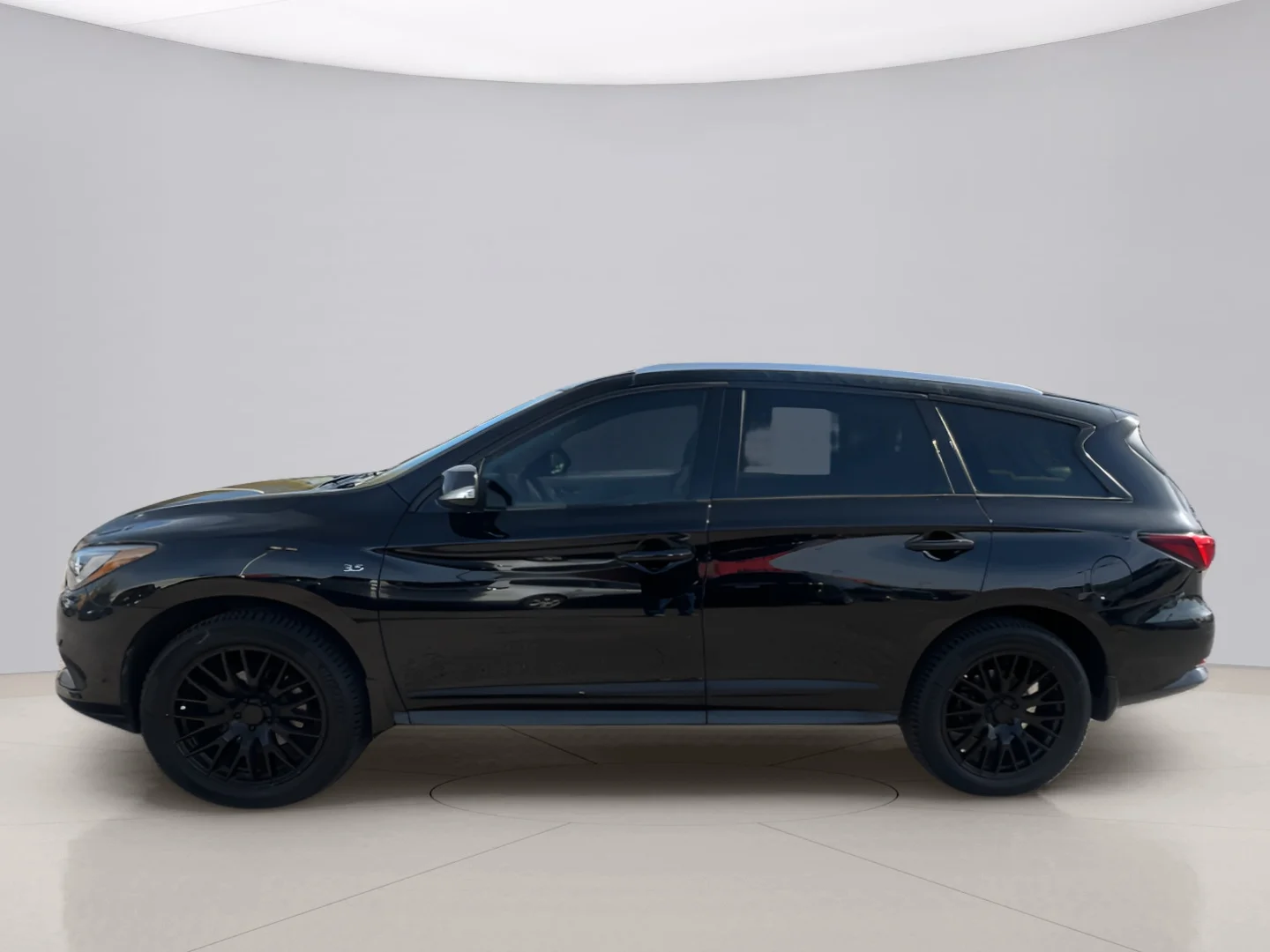 Used 2017 Black INFINITI BASE image 2
