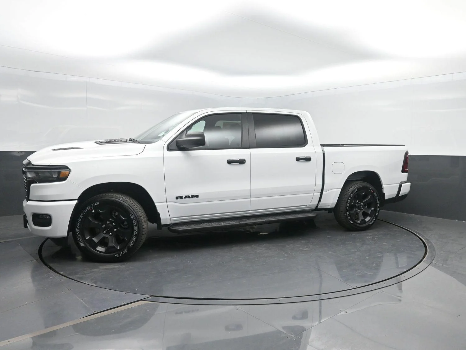 New 2026 Bright White Clear-Coat Exterior Paint RAM Express image 37