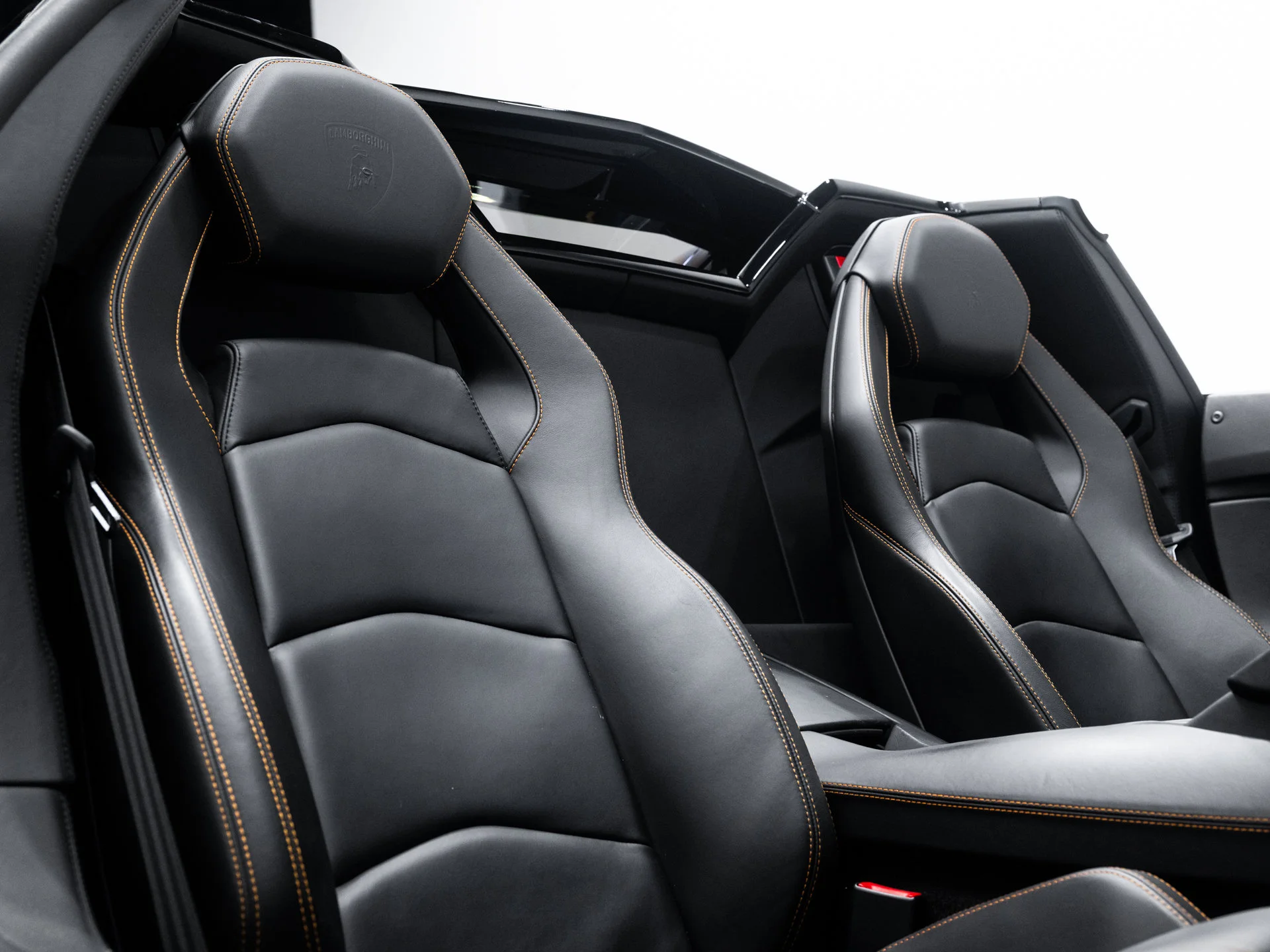 Used 2014  Lamborghini LP700-4 image 39