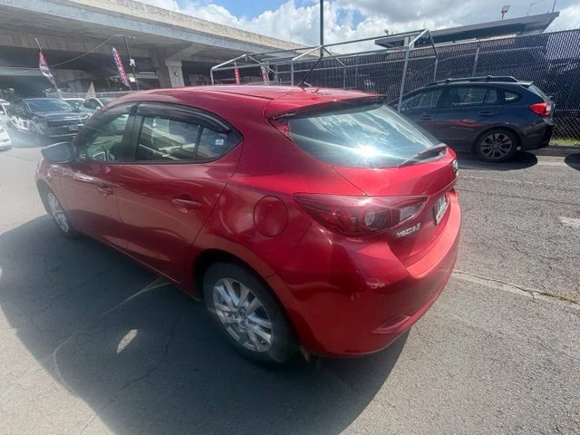 Used 2018 Red Mazda Sport image 11