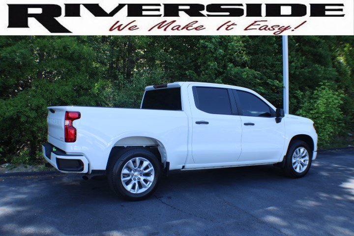Used 2023 Summit White Chevrolet Custom image 2