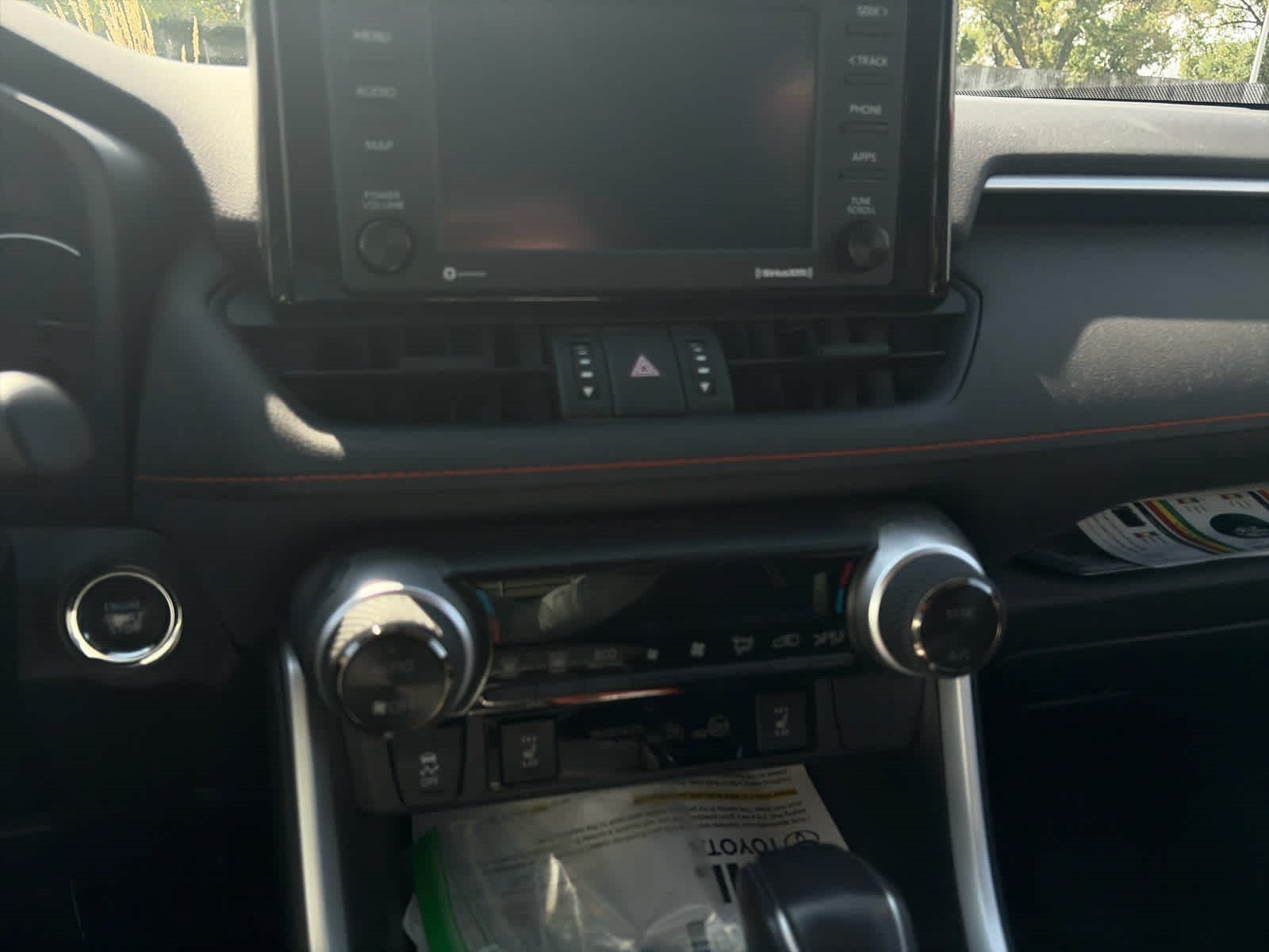 Used 2022 Ruby Flare Pearl Toyota Adventure image 9