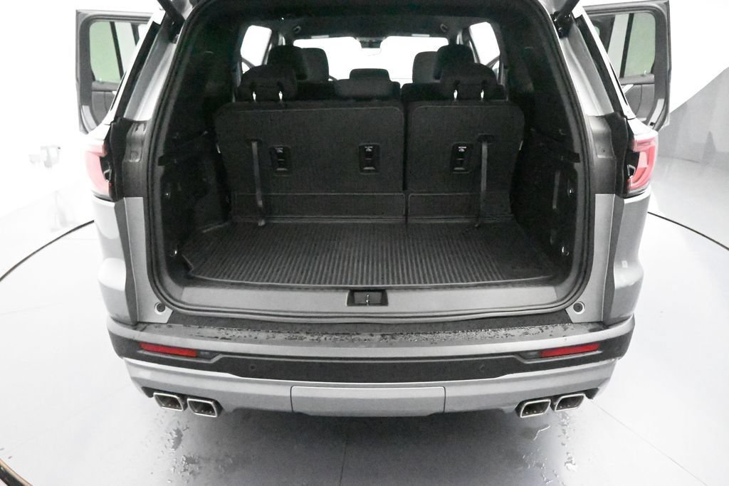 New 2026 Sterling Metallic GMC Elevation image 23