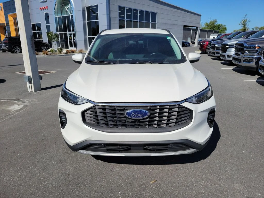 2023 Ford Escape PHEV - Photo 6