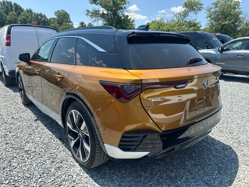 Used 2024 Gold Acura Type S image 3