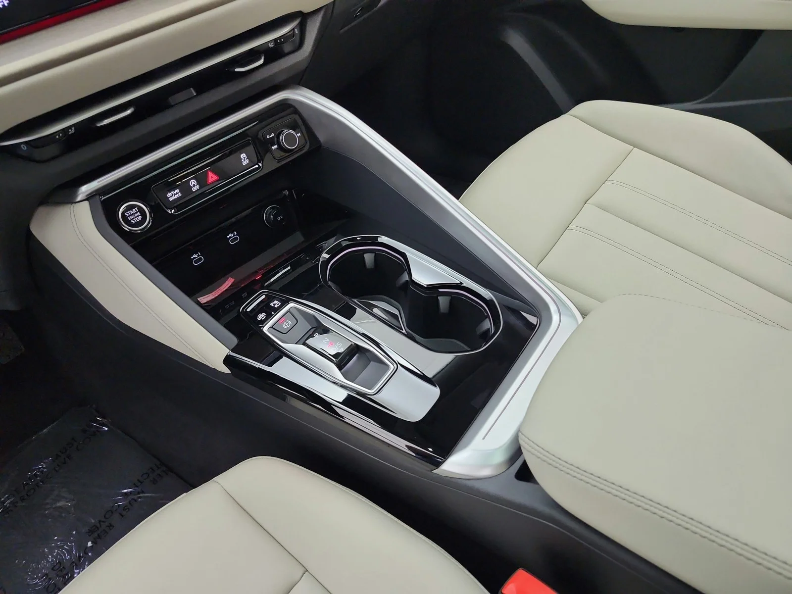 New 2026 Glacier White Metallic Audi Premium 2.0 TFSI quattro image 10