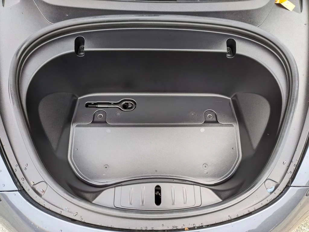 Used 2020 Gray Tesla Standard image 30