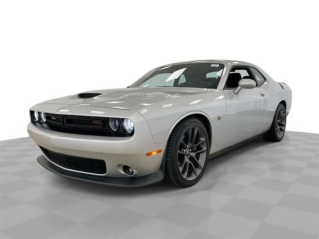 2023 Dodge Challenger R/T Scat Pack's photo
