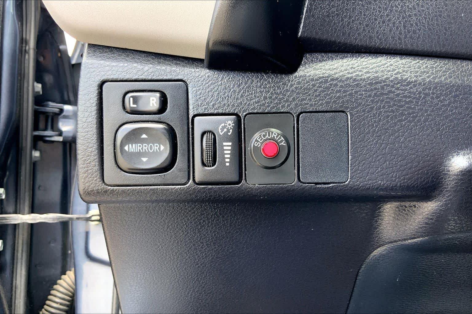 Used 2018 Slate Metallic Toyota LE image 33