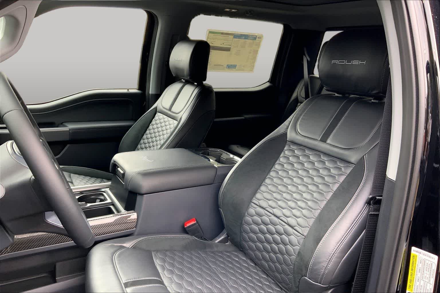 New 2026 Agate Black Metallic Ford F-250® Lariat® image 9