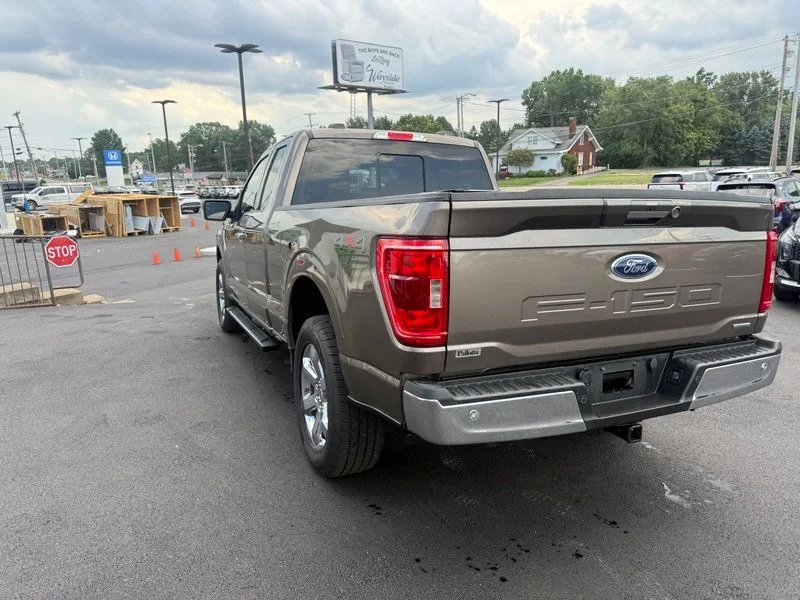 Used 2021 Gray Ford XLT image 5