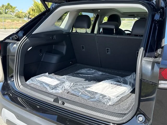 New 2026 Deep Black Pearl Volkswagen 2.0T SE image 15