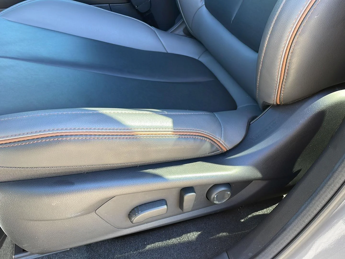 Used 2026 River Rock Pearl Subaru Sport image 19