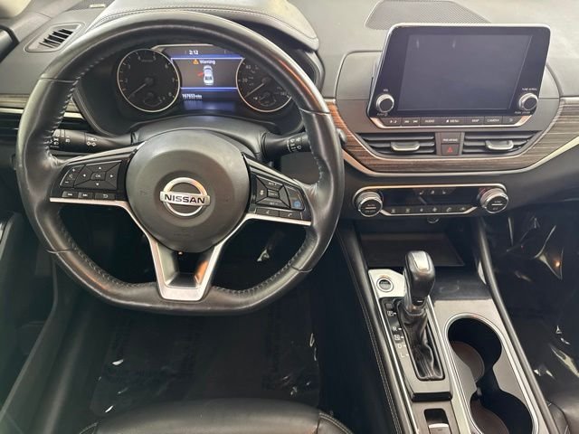 Used 2020 Black Nissan 2.5 SL image 22