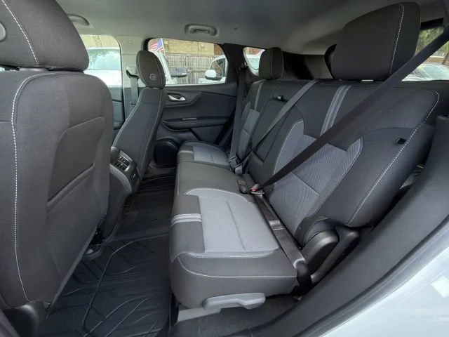 New 2026 Summit White Chevrolet 2LT image 19