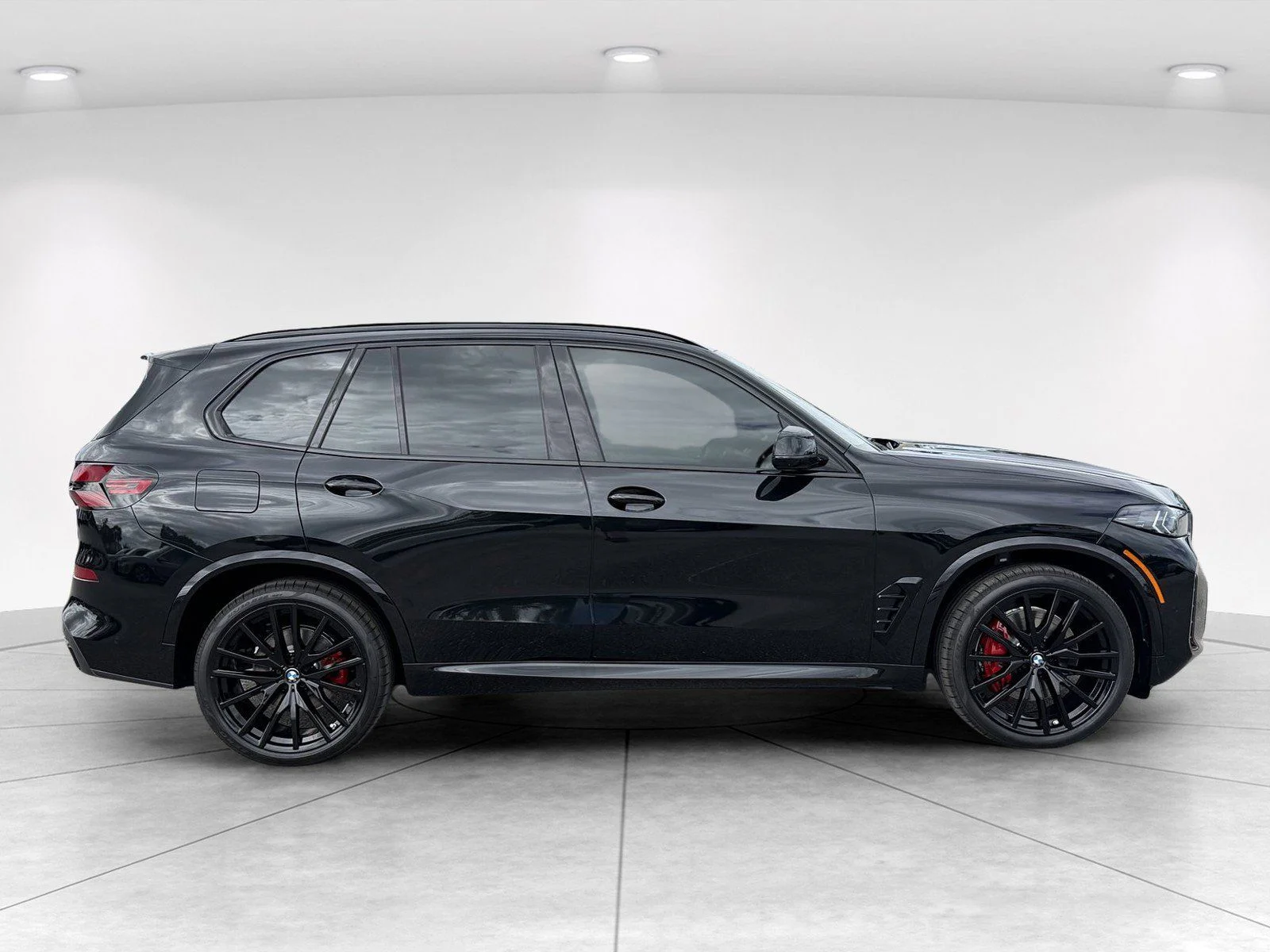 New 2026 Black Sapphire Metallic BMW xDrive40i image 3