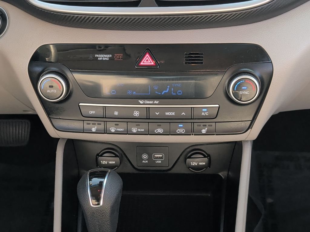Used 2020  Hyundai SEL image 28