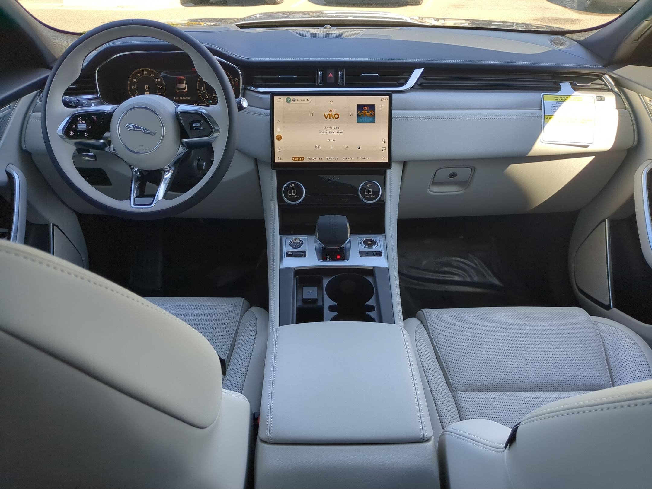 2026 Jaguar F-Pace R-Dynamic S - Photo 25