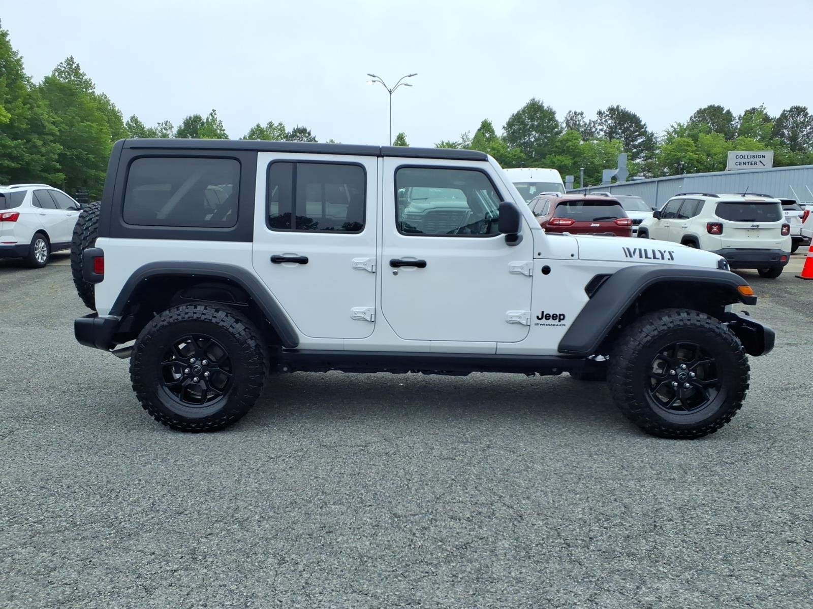 Certified Used 2025 White/off-white Jeep Willys image 25